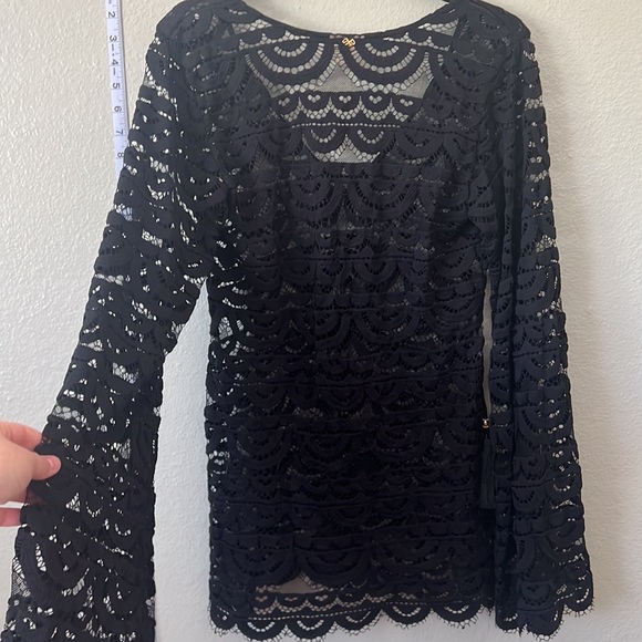 Bell sleeve lace beach coverup - Picture 7 of 7